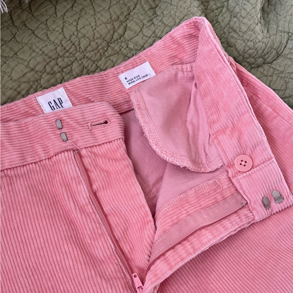 GAP Corduroy Wide Leg - Picture 2 of 4